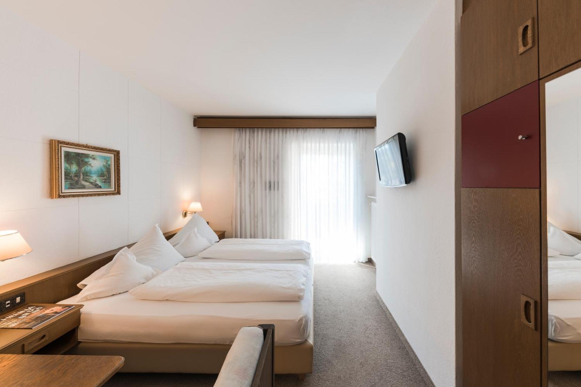 Pension Zum Burggraefler Scena Quarto foto
